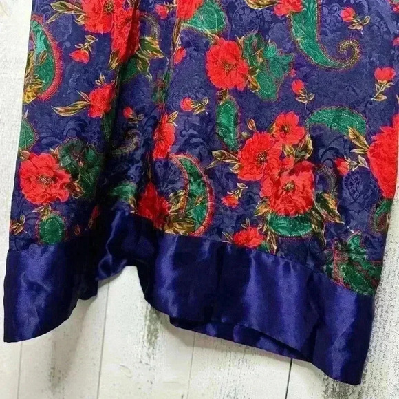 Victoria's Secret vintage gold label floral robe ( Kimono)  size M/L - Picture 8 of 8